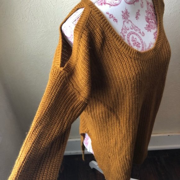 Love Change Italy Cold Shoulder Sweater Honey XL - Picture 5 of 7